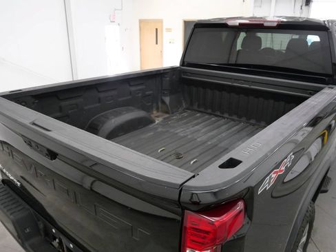 Used 2024 Chevrolet Silverado 2500 Custom w/ Custom Value Package AWD/4WD image 35