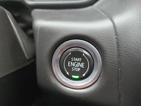 Used 2022 GMC Yukon XL SLT image 19