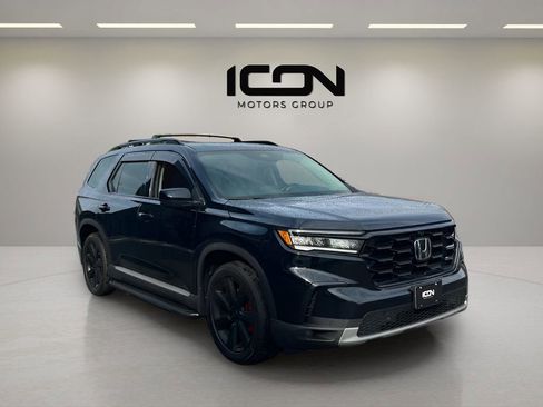 Used 2023 Honda Pilot Elite image 7