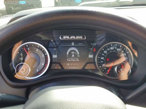 Used 2023 RAM 2500 Tradesman image 21