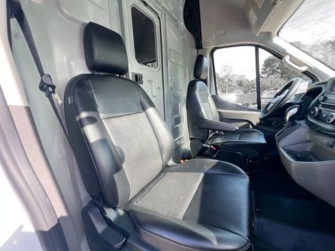 Used 2025 Ford Transit 250 148 High Roof Extended w/ Load Area Protection Package RWD image 29