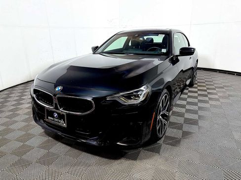 Certified 2023 BMW 230i xDrive 230i xDrive w/ Premium Package image 3