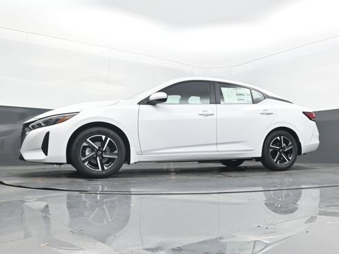 New 2025 Nissan Sentra SV w/ All-Weather Package image 25