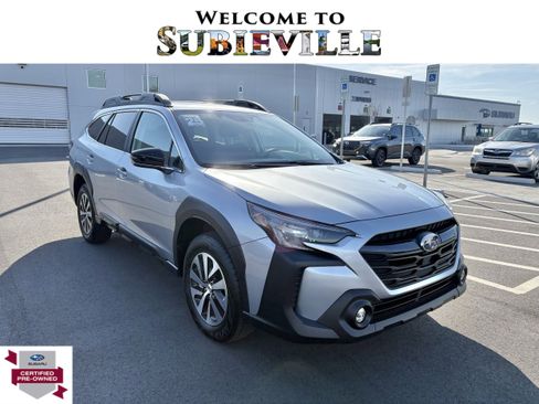Certified 2025 Subaru Outback Premium AWD/4WD image 1