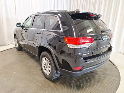 Used 2019 Jeep Grand Cherokee Laredo w/ Security & Convenience Group image 21