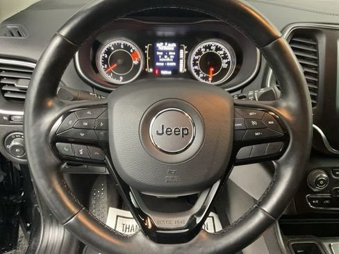 Used 2021 Jeep Cherokee Latitude Plus image 16