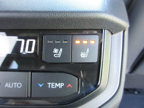New 2026 Lexus TX 500h AWD image 24