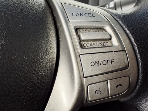 Used 2015 Nissan Altima 2.5 S w/ Power Driver Seat Package FWD image 18