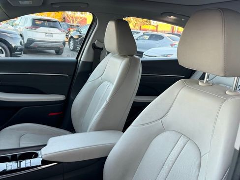 Used 2023 Hyundai Sonata Limited image 14