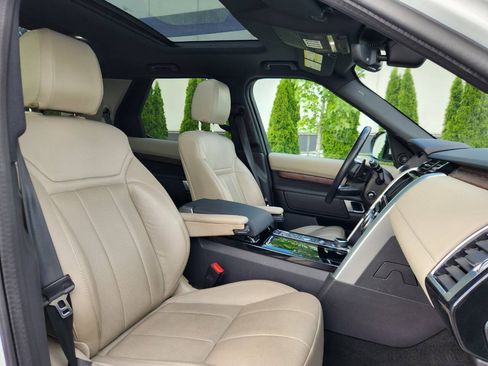 Used 2020 Land Rover Discovery HSE AWD/4WD image 9
