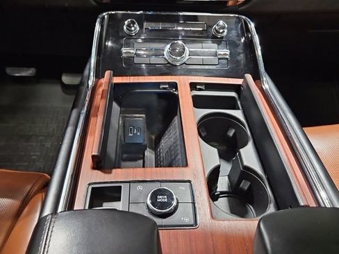 Used 2020 Lincoln Navigator Reserve w/ Equipment Group 208A Reserve AWD/4WD image 13