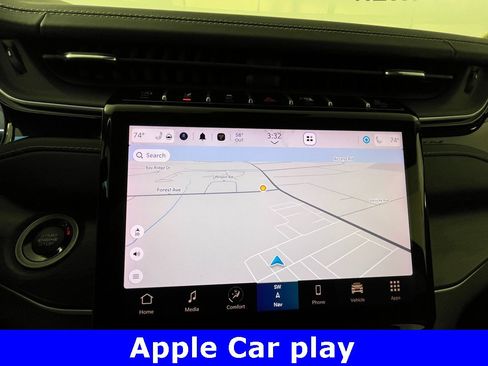 Used 2022 Jeep Grand Cherokee L Limited w/ Luxury Tech Group II image 10