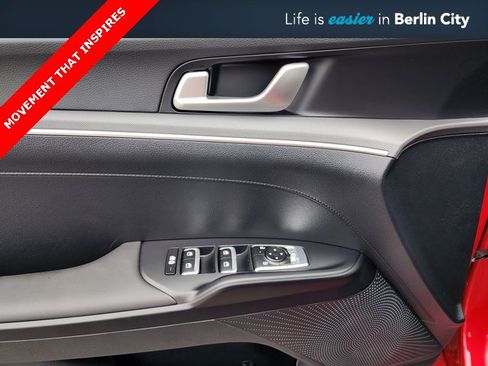 New 2025 Kia K5 LXS image 25