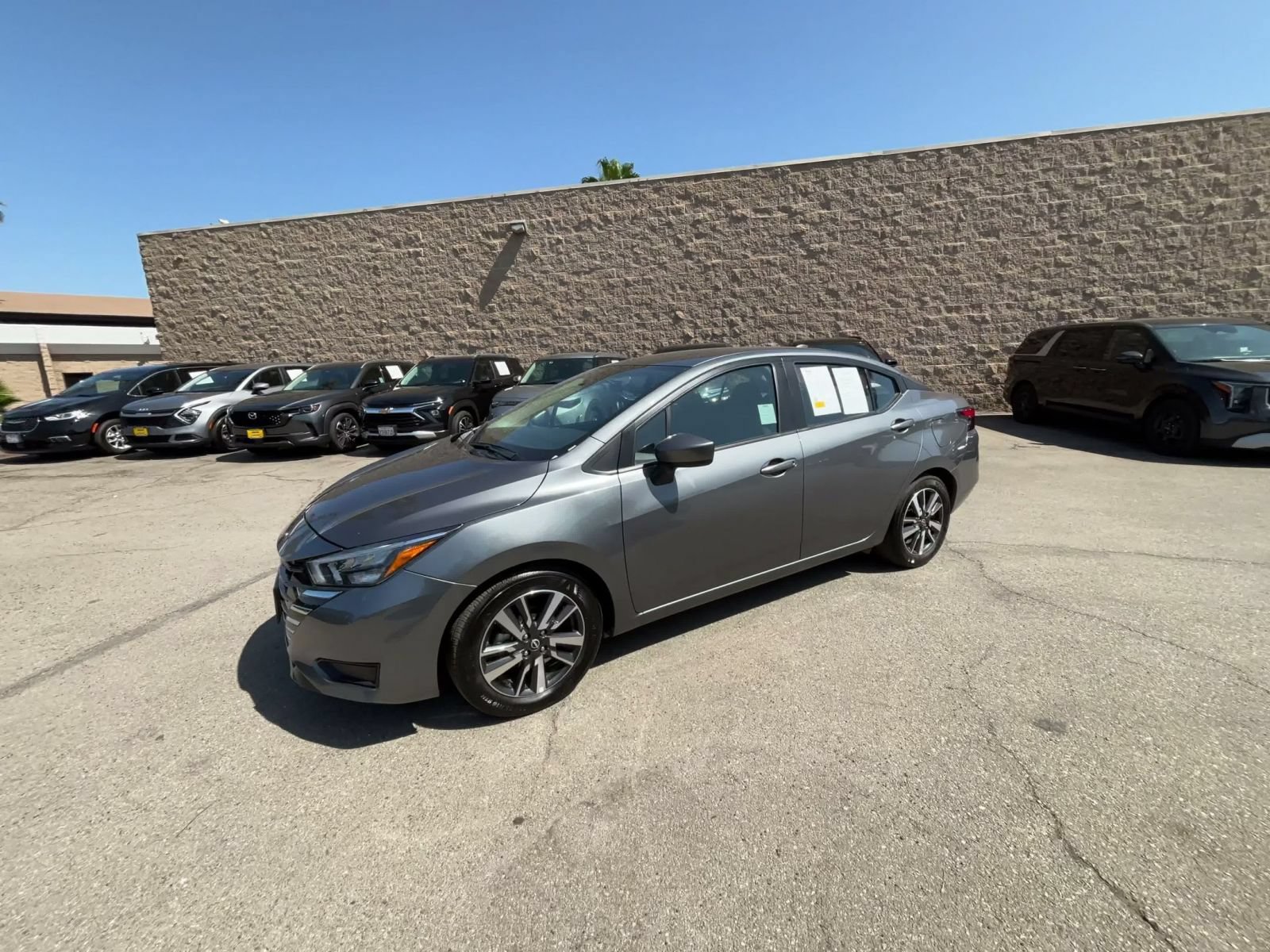 Used 2025 Nissan Versa SV FWD image 7