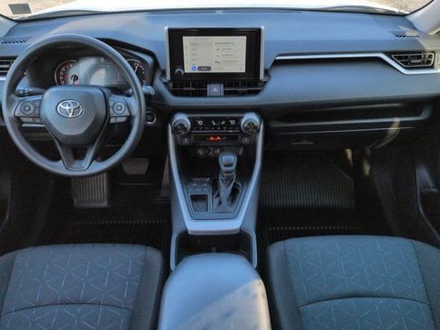 Used 2025 Toyota RAV4 XLE w/ Convenience Package FWD image 14