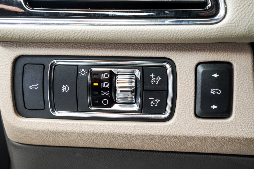 Used 2022 Lincoln Navigator Reserve AWD/4WD image 44