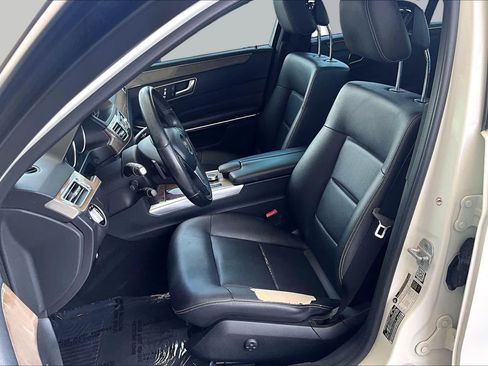 Used 2016 Mercedes-Benz E 350 Sedan image 8