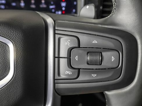 Used 2024 GMC Sierra 1500 SLT w/ SLT Convenience Package AWD/4WD image 32