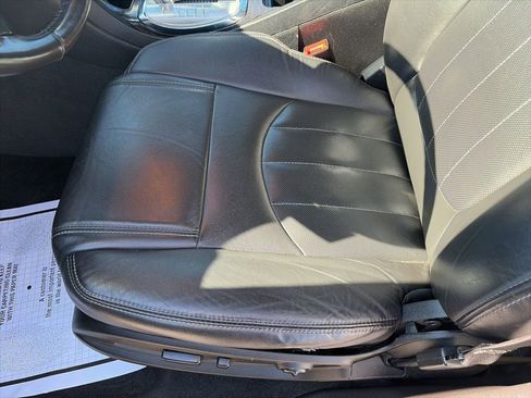 Used 2017 Buick Enclave Leather FWD image 15