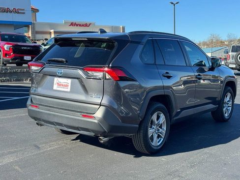 Used 2024 Toyota RAV4 LE image 3