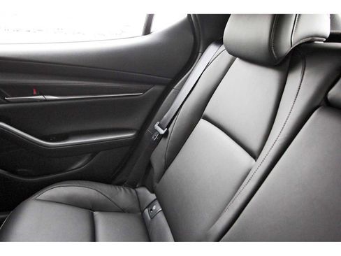 Certified 2025 MAZDA MAZDA3 s Sport w/ Appearance Package image 9