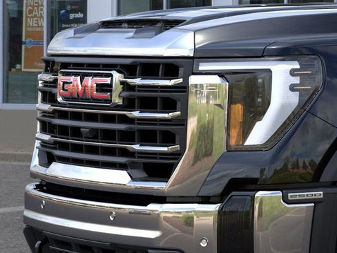 New 2026 GMC Sierra 2500 SLE w/ SLE Value Package; image 20