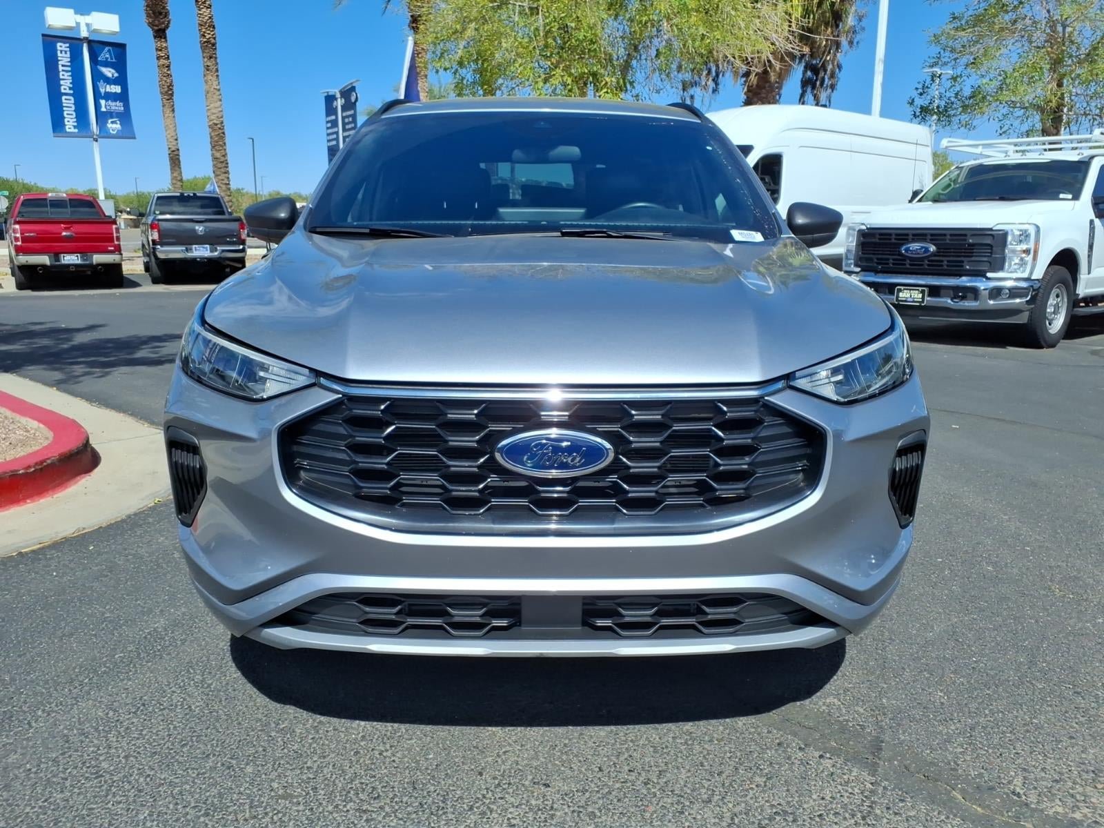 Certified 2024 Ford Escape ST-Line w/ Tech Pack #1 FWD image 2