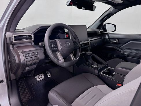 Certified 2025 Toyota Tacoma TRD Sport image 9