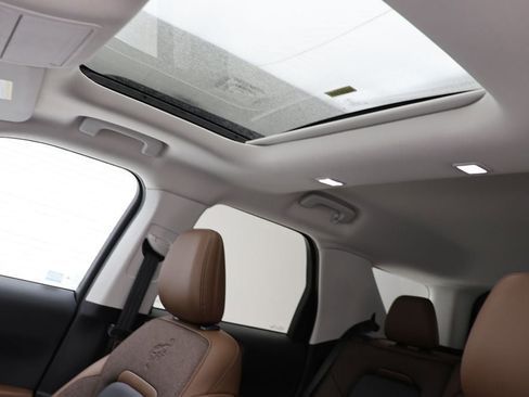 Used 2025 Ford Bronco Sport Outer Banks w/ Outer Banks Tech Package+ image 16