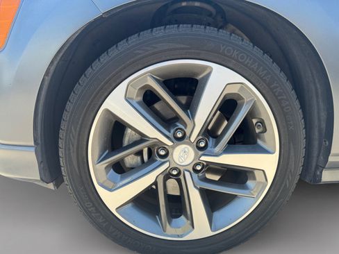 Used 2020 Hyundai Kona Limited AWD/4WD image 9