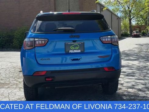 Used 2025 Jeep Compass Trailhawk AWD/4WD image 7