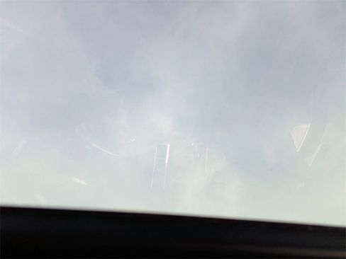 Used 2024 Volkswagen Atlas Cross Sport SEL Premium R-Line image 29