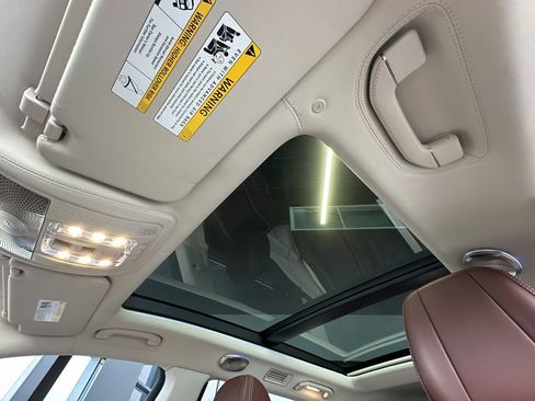 Certified 2024 Mercedes-Benz Maybach GLS 600 Maybach GLS 600 image 32