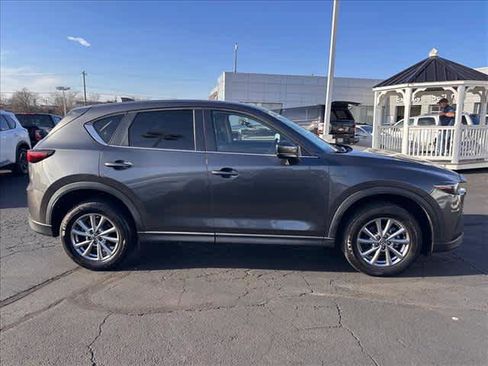 Used 2023 MAZDA CX-5 AWD 2.5 S w/ Preferred Package image 2
