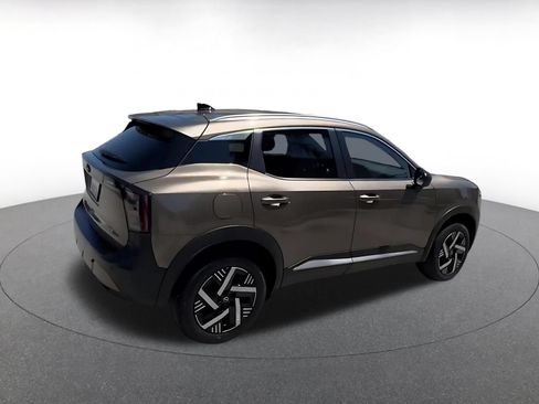 Used 2026 Nissan Kicks SV w/ Cold Weather Package FWD image 15