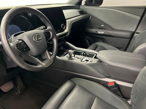 Used 2026 Lexus TX 350 AWD w/ Technology Package image 16