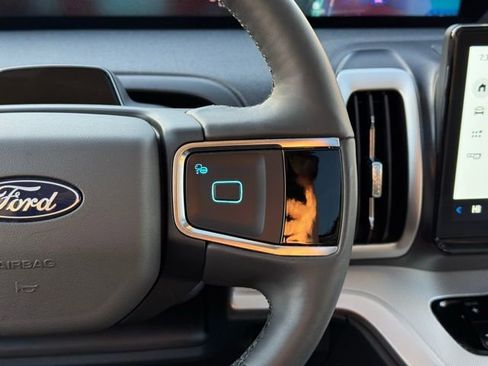 Certified 2025 Ford Expedition Max Active image 30