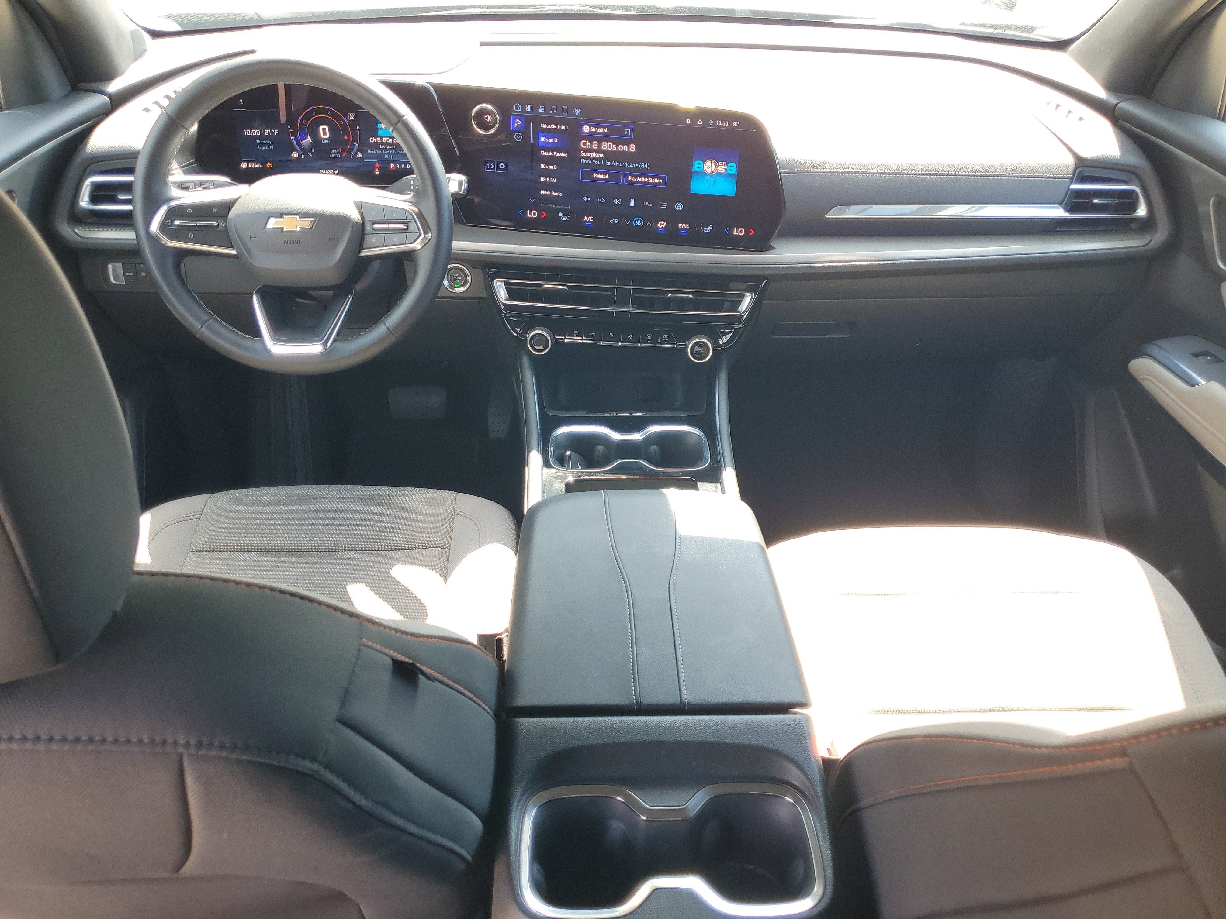 Used 2026 Chevrolet Traverse LT w/ Driver Confidence Package FWD image 30