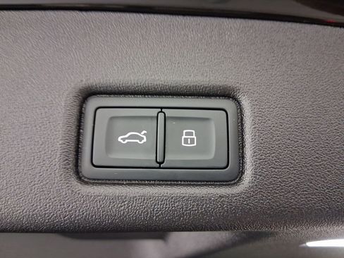 Certified 2025 Audi Q5 Premium Plus w/ Premium Plus image 29