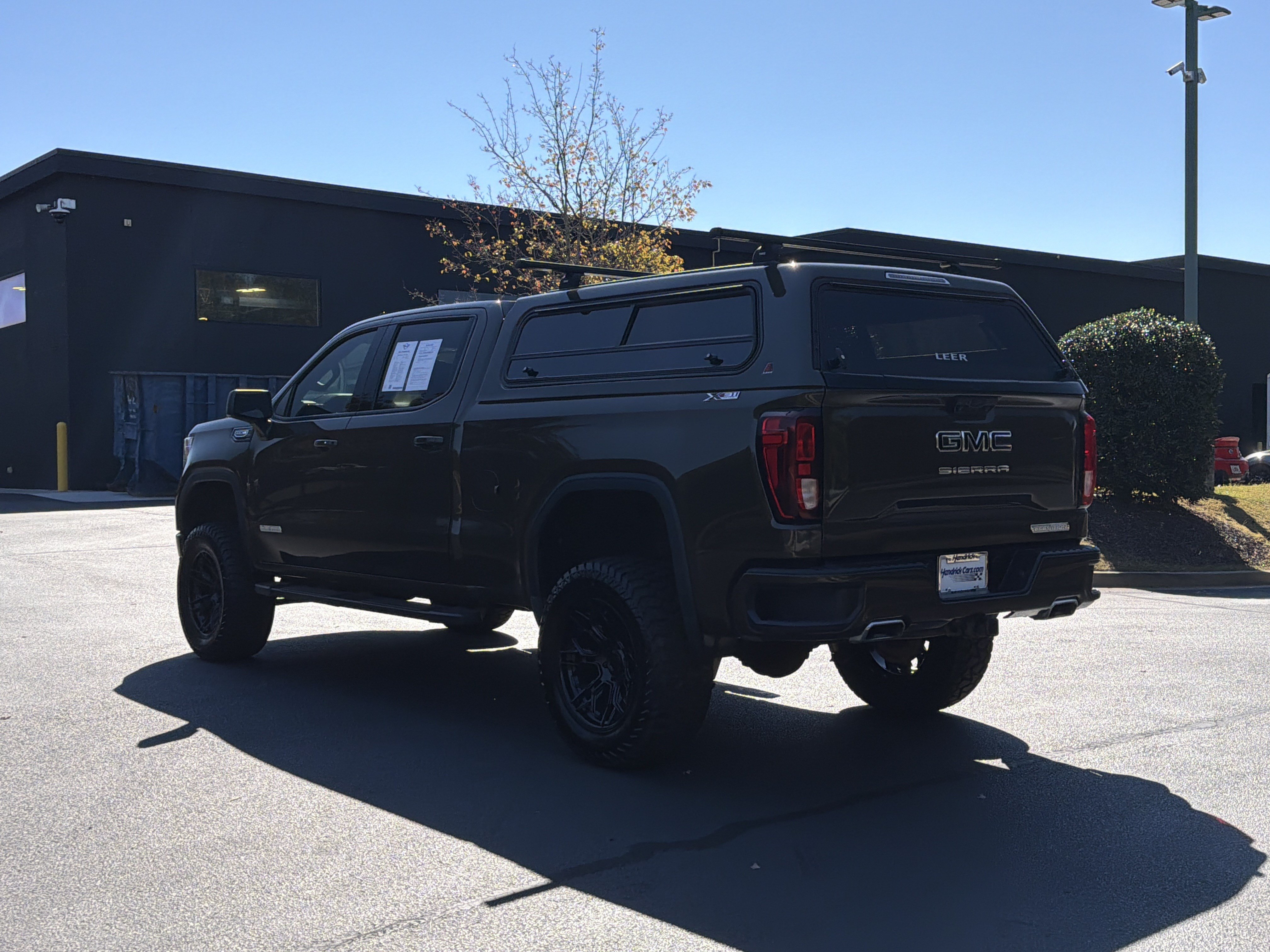 Used 2024 GMC Sierra 1500 Elevation w/ LPO, Elevation Black Package AWD/4WD image 16