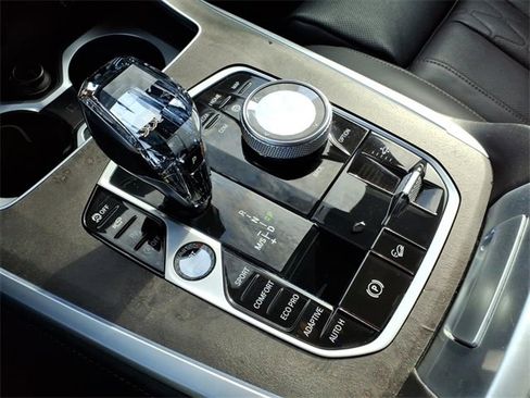 Used 2019 BMW X7 xDrive50i w/ Dynamic Handling Package image 22