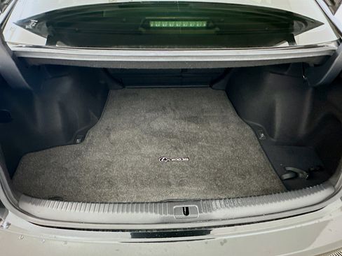 Used 2020 Lexus IS 350 F Sport image 31