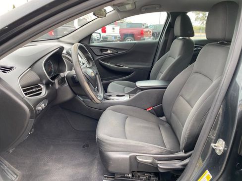 Used 2017 Chevrolet Malibu LS FWD image 11