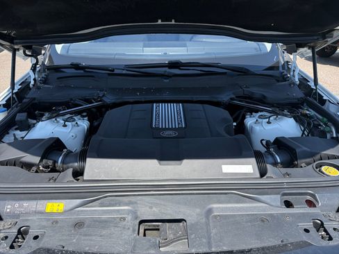 Used 2018 Land Rover Discovery SE AWD/4WD image 21
