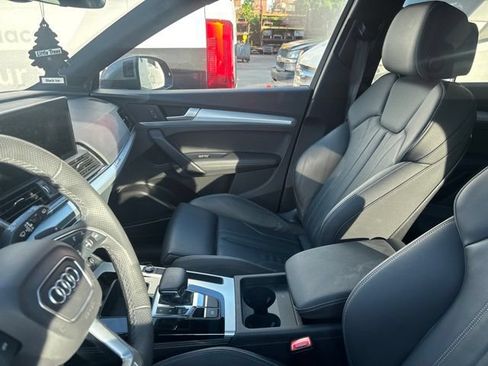 Certified 2024 Audi Q5 2.0T Premium Plus w/ Premium Plus Package AWD/4WD image 4
