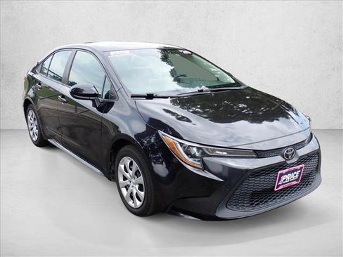 Used 2021 Toyota Corolla LE FWD image 6