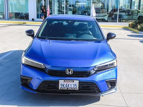 Used 2024 Honda Civic Sport image 2