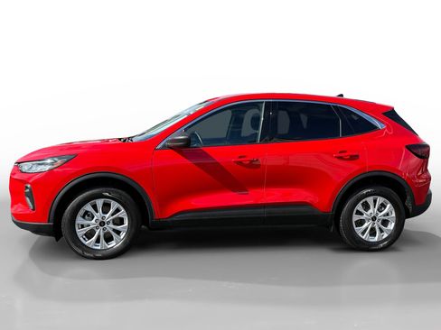 Used 2024 Ford Escape Active image 2