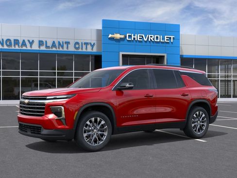New 2026 Chevrolet Traverse LT w/ Sun and Wheel Package FWD image 2