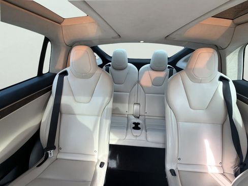 Used 2018 Tesla Model X P100D image 34